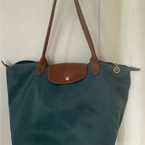 Longchamp Le Pliage Medium Nylon Tote